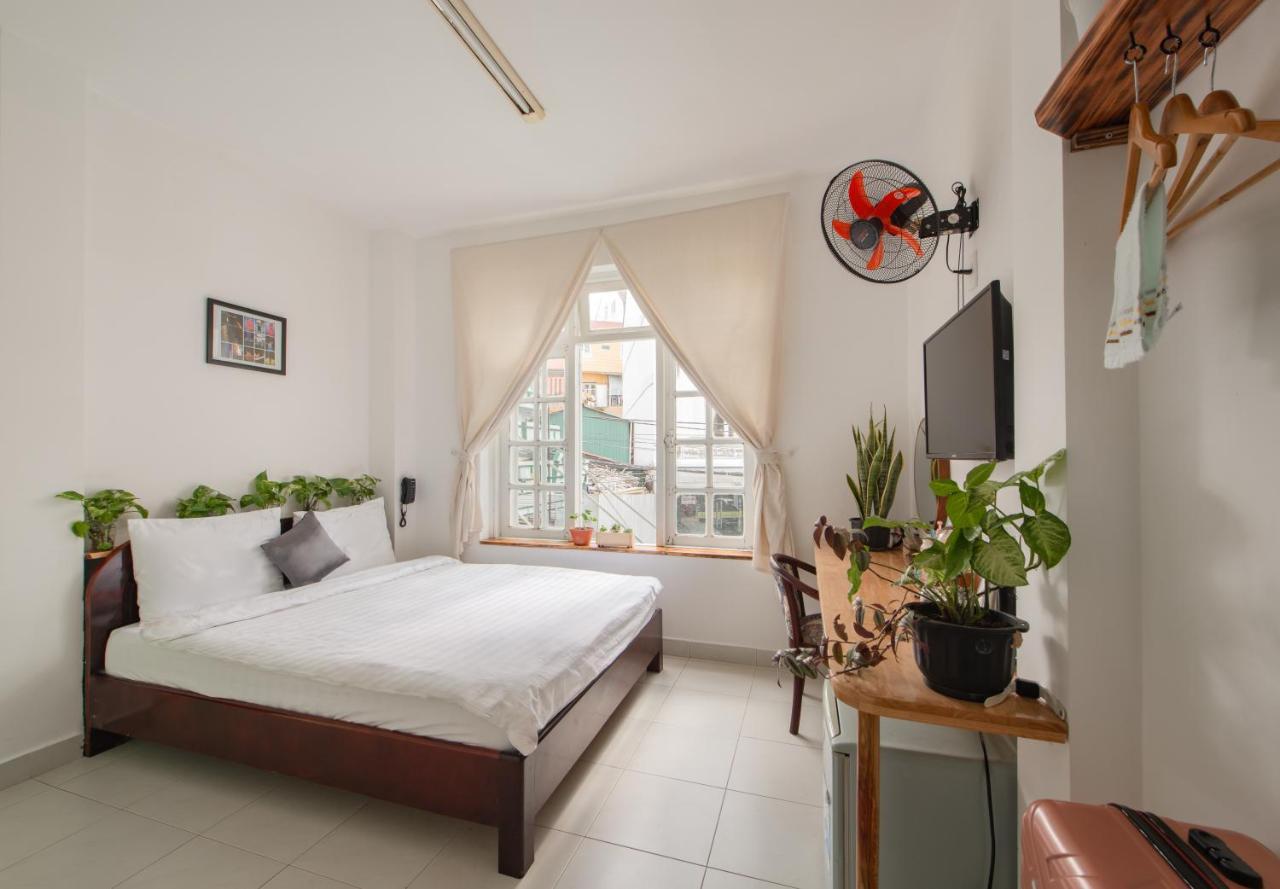 Pines Hotel Đà Lạt Extérieur photo