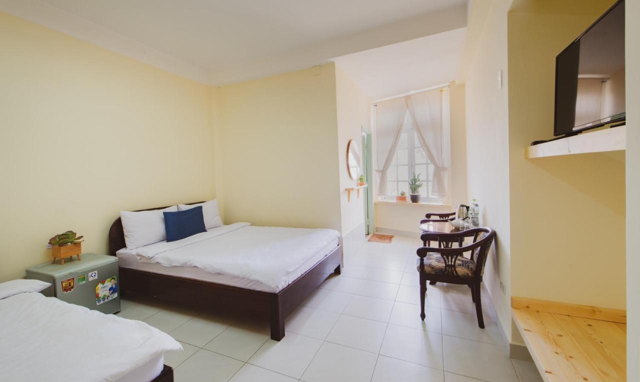 Pines Hotel Đà Lạt Extérieur photo